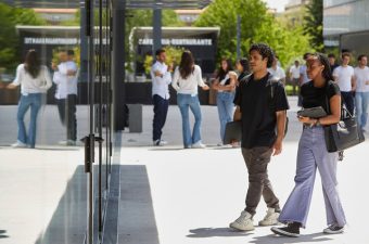 Students walking outside IE Tower|Young Corporate Program IE University|Young Corporate Program IE University