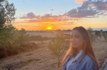 IEU student in Segovia|||