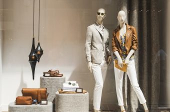business management in the fashion industry storefront maniquins