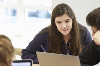 Discover the Commercial & Conflict of Laws Challenge from three students’ perspectives|||||||Students||