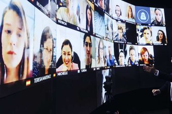 Leading virtual teams|Helping each other|leader|hands together|WOW Room