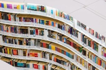 library|why nations fail|the value of everything|why nations fail|what money cant buy|freakeconomics|poor economics|economics book|thinking fast and slow|reading